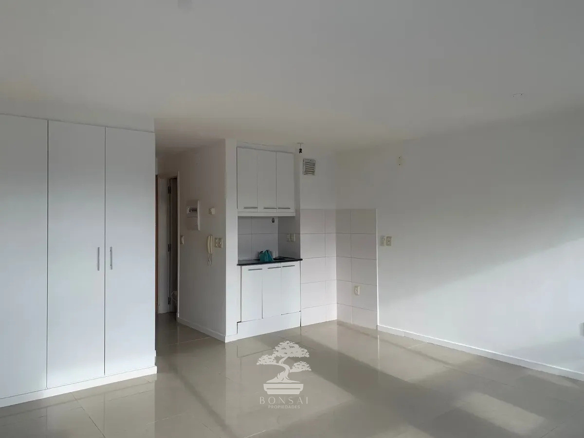 Apartamento ID.966 - Alquiler Monoambiente Pocitos Montevideo S