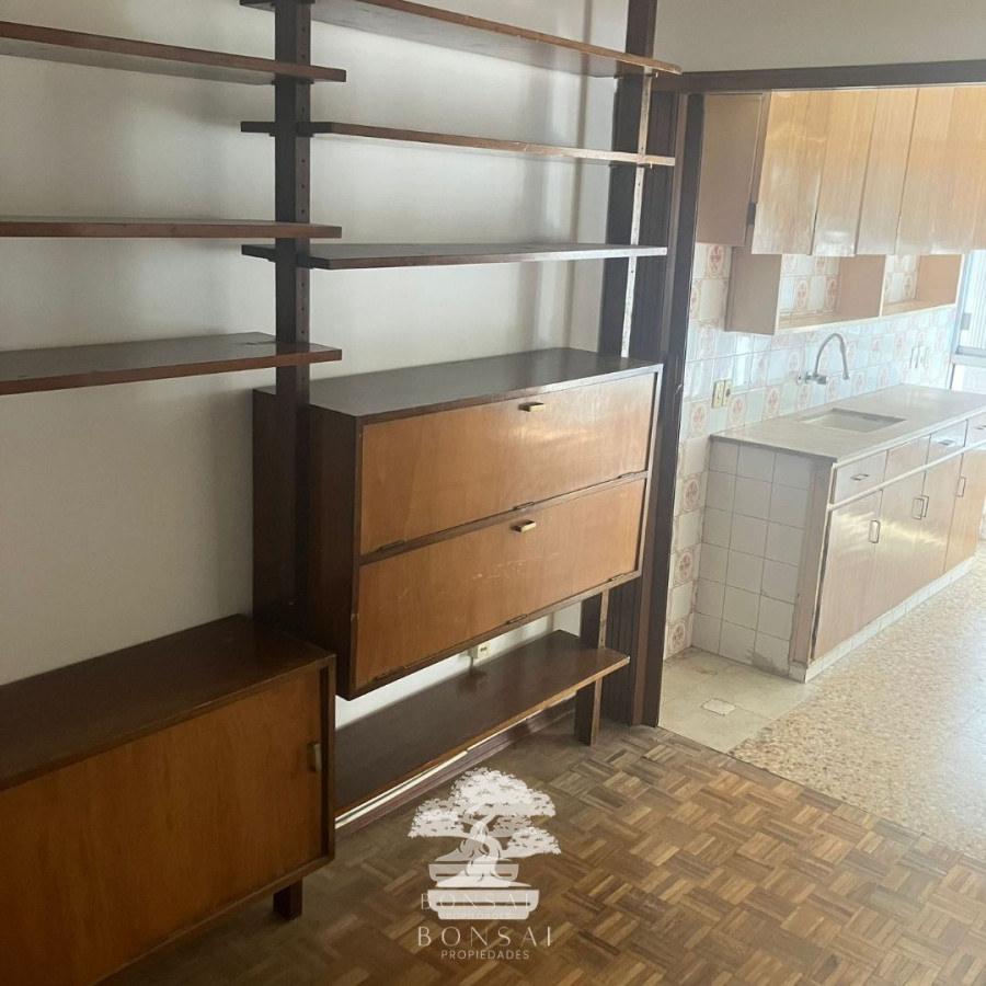 Apartamento ID.82 - Alquiler Apartamento 3 Dormitorios Centro Montevideo V