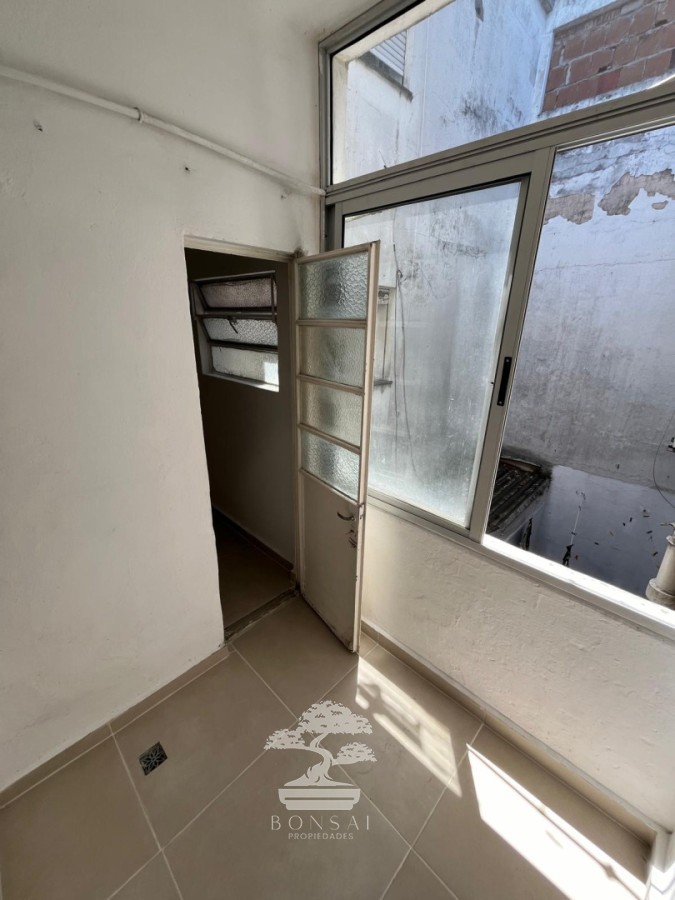 Apartamento ID.890 - Alquiler Apartamento 2 dormitorios Cordón Montevideo N