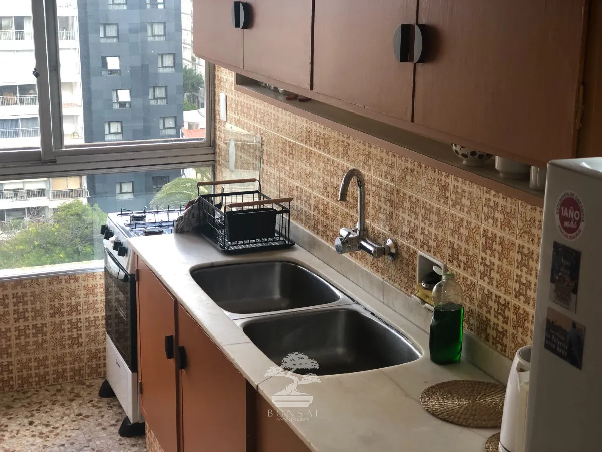 Apartamento ID.589 - Alquiler Apartamento 2 dormitorios Punta Carretas Montevideo S