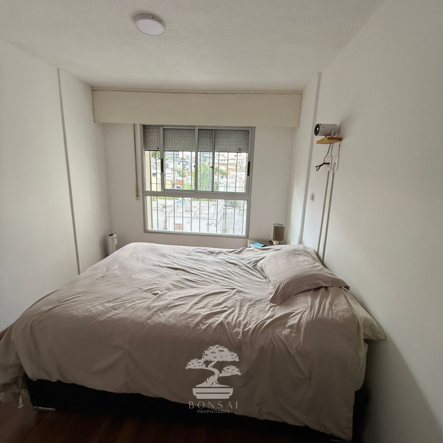 Apartamento ID.903 - Alquiler Apartamento 1 dormitorio con garaje Parque Batlle E