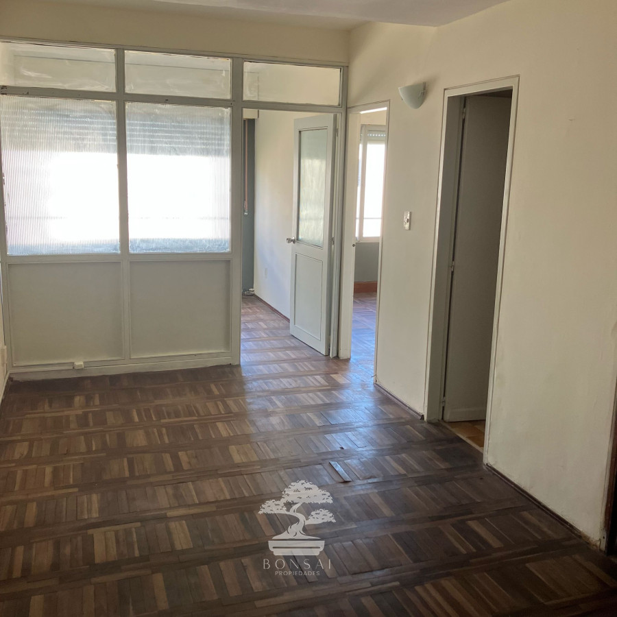 Apartamento ID.408 - Alquiler Apartamento 2 Dormitorios Centro Montevideo M
