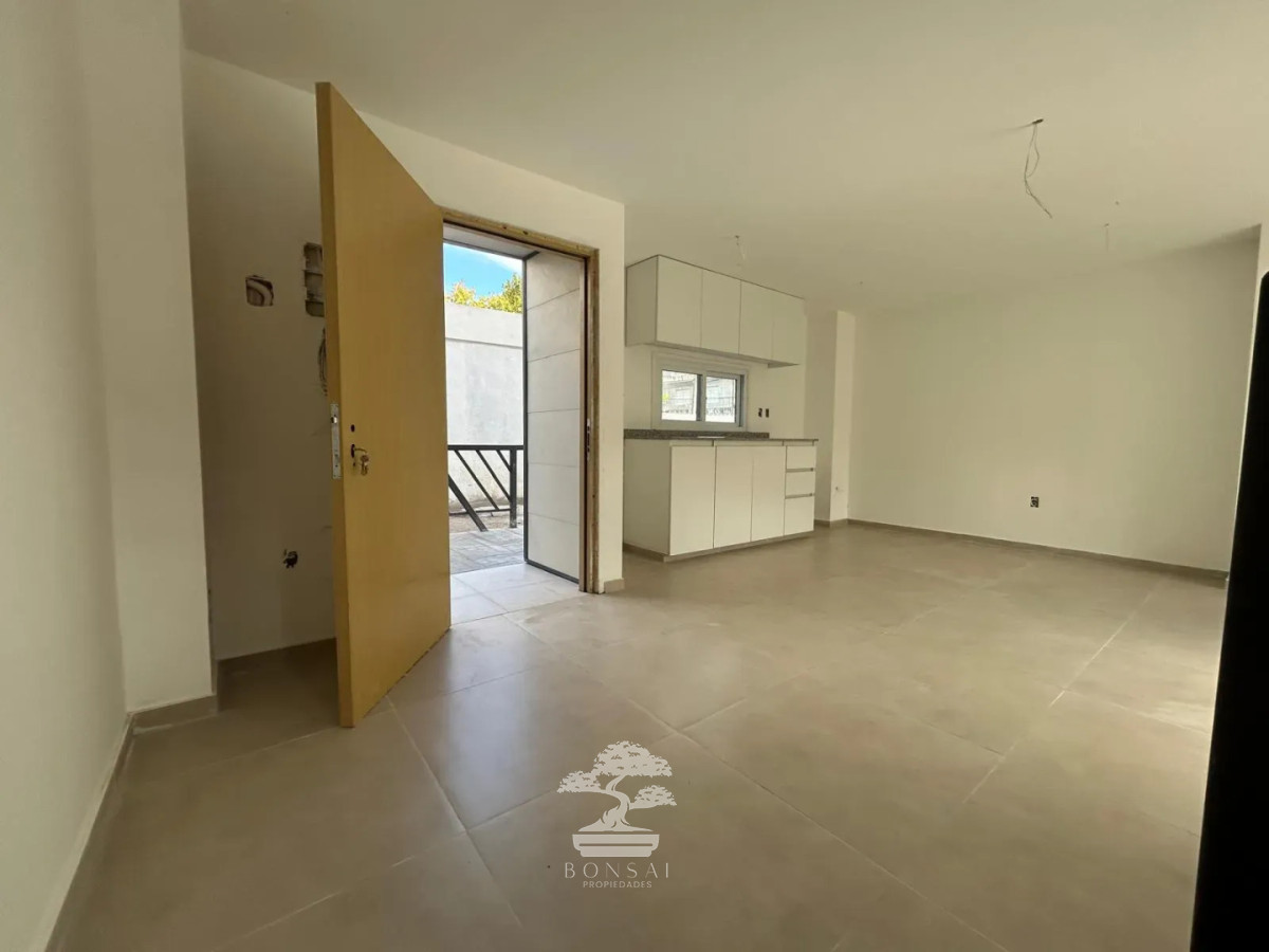 Apartamento ID.1038 - Alquiler Apartamento Duplex 2 dormitorios Malvin Norte Montevideo N 