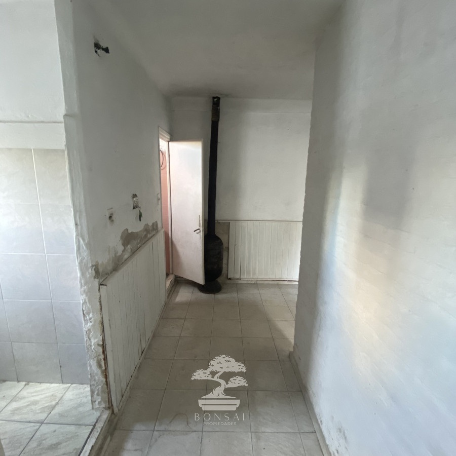 Apartamento ID.459 - Venta Apartamento Dos Dormitorios a Reciclar Cordón Montevideo F