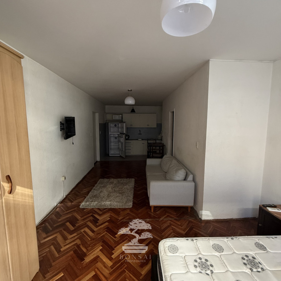 Apartamento ID.1104 - Alquiler Monoambiente Amoblado Centro Montevideo F 