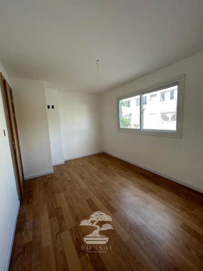 Apartamento ID.1038 - Alquiler Apartamento Duplex 2 dormitorios Malvin Norte Montevideo N 
