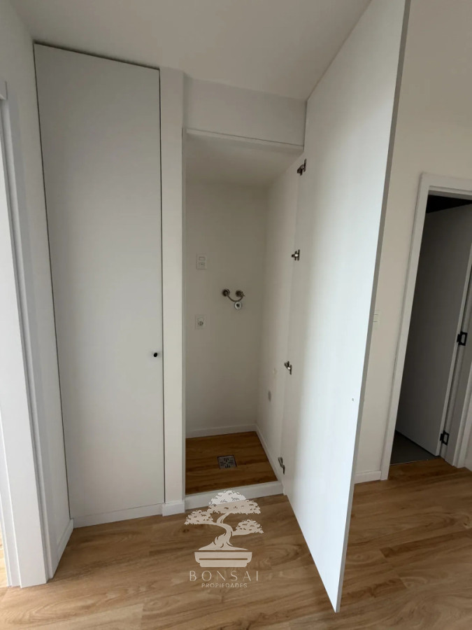 Apartamento ID.1021 - Alquiler Apartamento 1 dormitorios Cordon Montevideo S