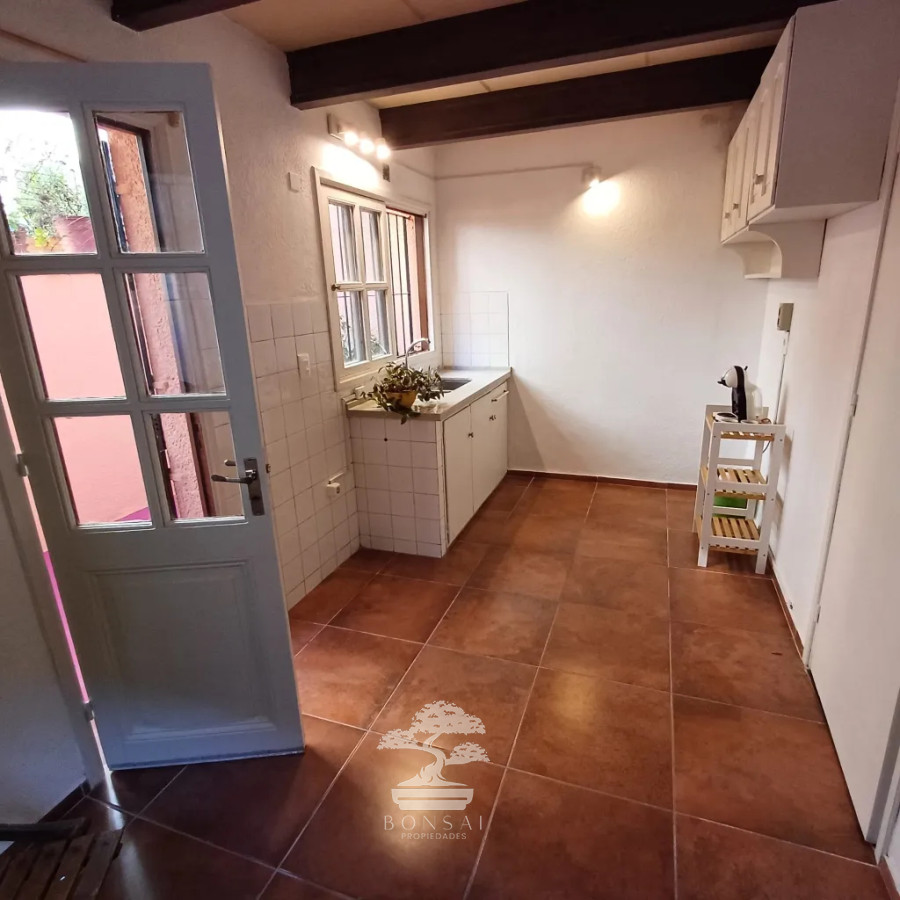 Apartamento ID.586 - Venta, Apartamento, 2 dormitorios, Barrio Sur, Montevideo S