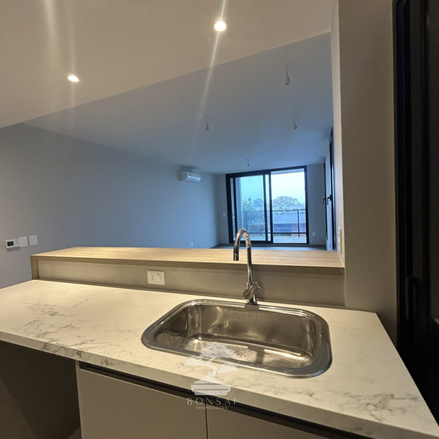 Apartamento ID.1082 - Venta Apartamento 2 Dormitorios Carrasco  Montevideo LR