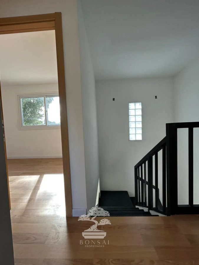 Apartamento ID.1038 - Alquiler Apartamento Duplex 2 dormitorios Malvin Norte Montevideo N 