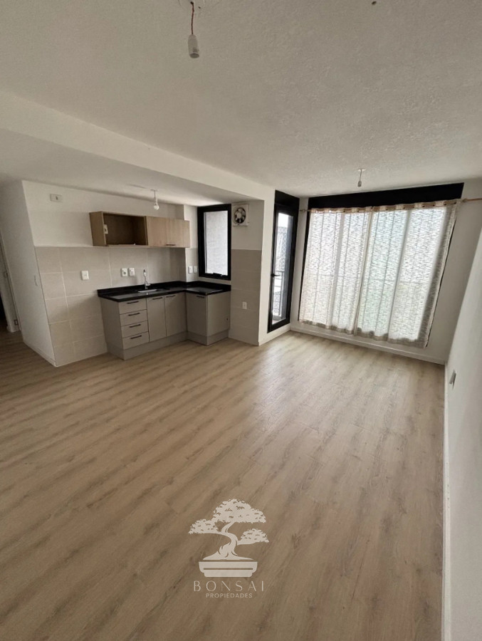Apartamento ID.1057 - Alquiler Apartamento 2 dormitorios Cordon Montevideo S