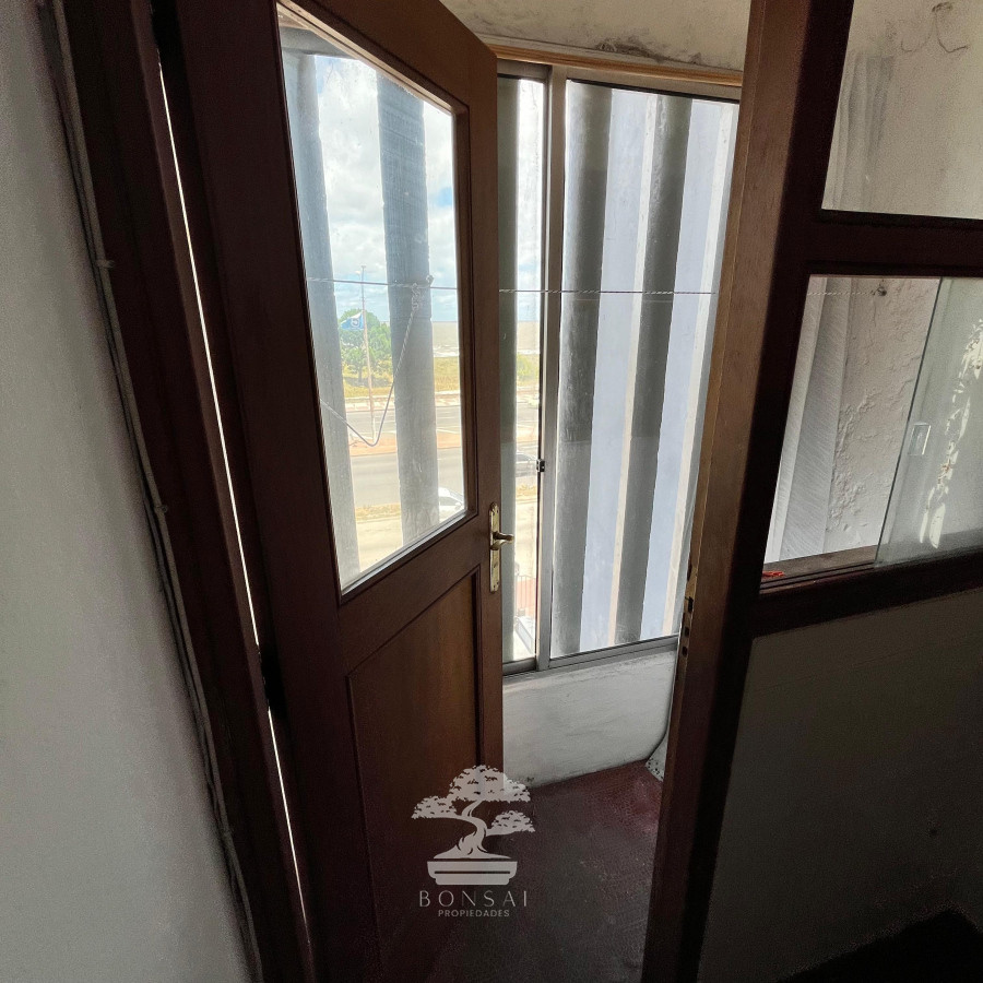 Apartamento ID.325 - Venta Apartamento 3 Dormitorios 2 Baños Con Renta 5% Malvín Montevideo V 