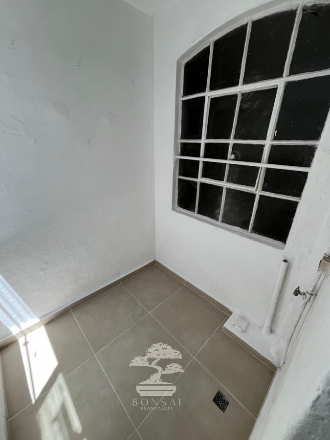 Apartamento ID.890 - Alquiler Apartamento 2 dormitorios Cordón Montevideo N