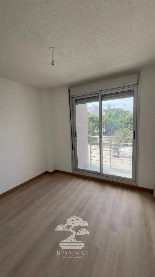 Apartamento ID.855 - Alquiler, Apartamento, 1 dormitorios, Cordon, Montevideo. S