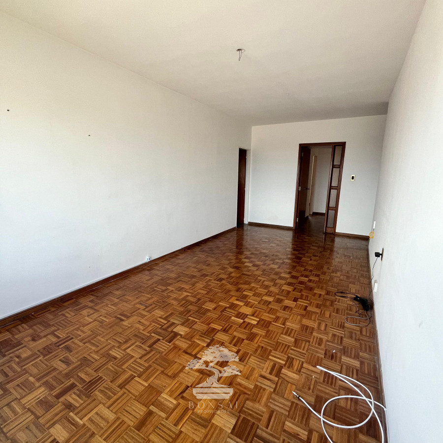 Apartamento ID.325 - Venta Apartamento 3 Dormitorios 2 Baños Con Renta 5% Malvín Montevideo V 