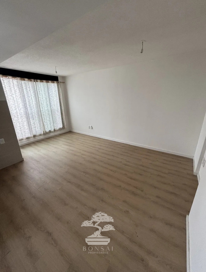 Apartamento ID.1057 - Alquiler Apartamento 2 dormitorios Cordon Montevideo S
