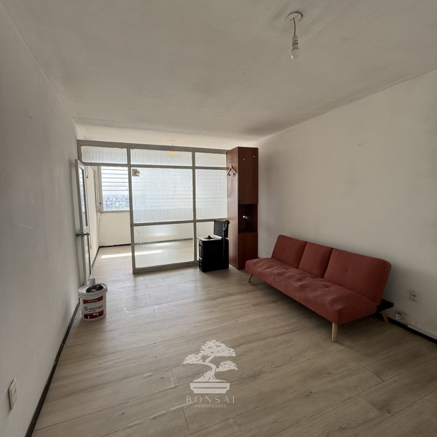 Apartamento ID.1032 - Alquiler Apartamento Monoambiente Centro Montevideo E
