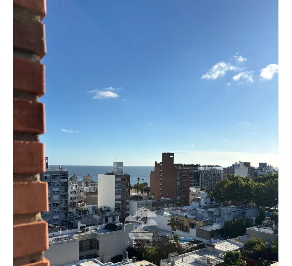 Apartamento ID.933 - Alquiler Apartamento 3 dormitorios Parque Rodo Montevideo. S