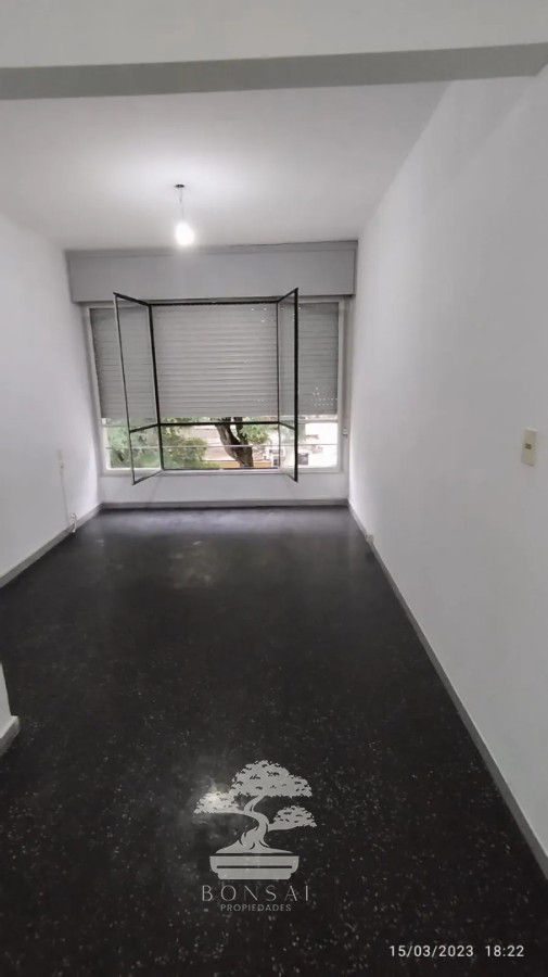 Apartamento ID.960 - Alquiler Apartamento 2 dormitorios La Comercial Montevideo S