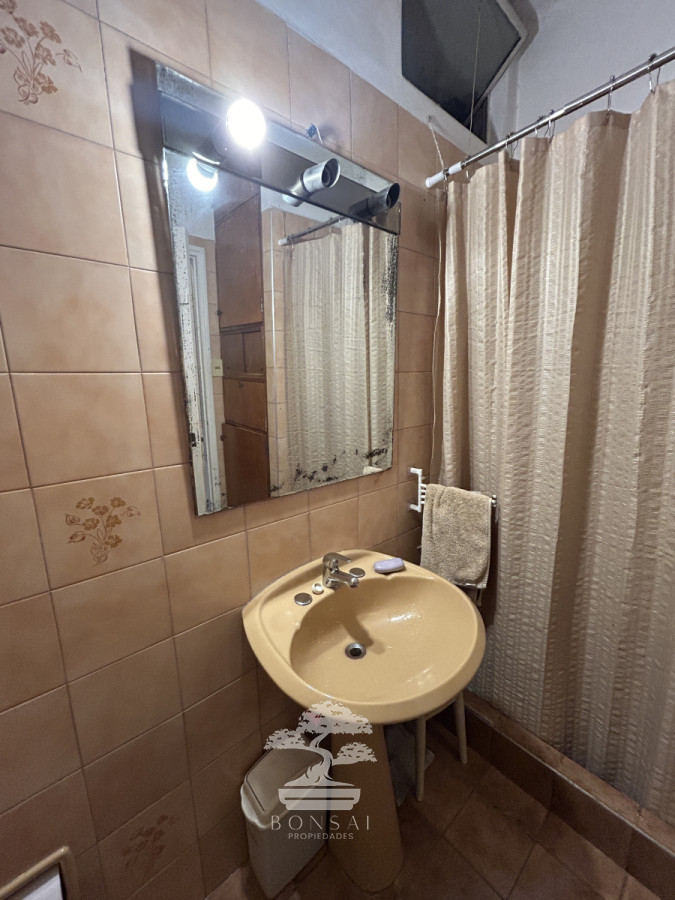 Apartamento ID.479 - Venta Apartamento 3 Dormitorios  en planta baja Pocitos Montevideo LR