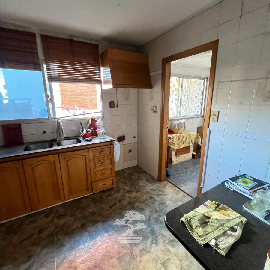 Apartamento ID.530 - Venta Apartamento 2 Dormitorios con Garaje Tres cruces Montevideo V