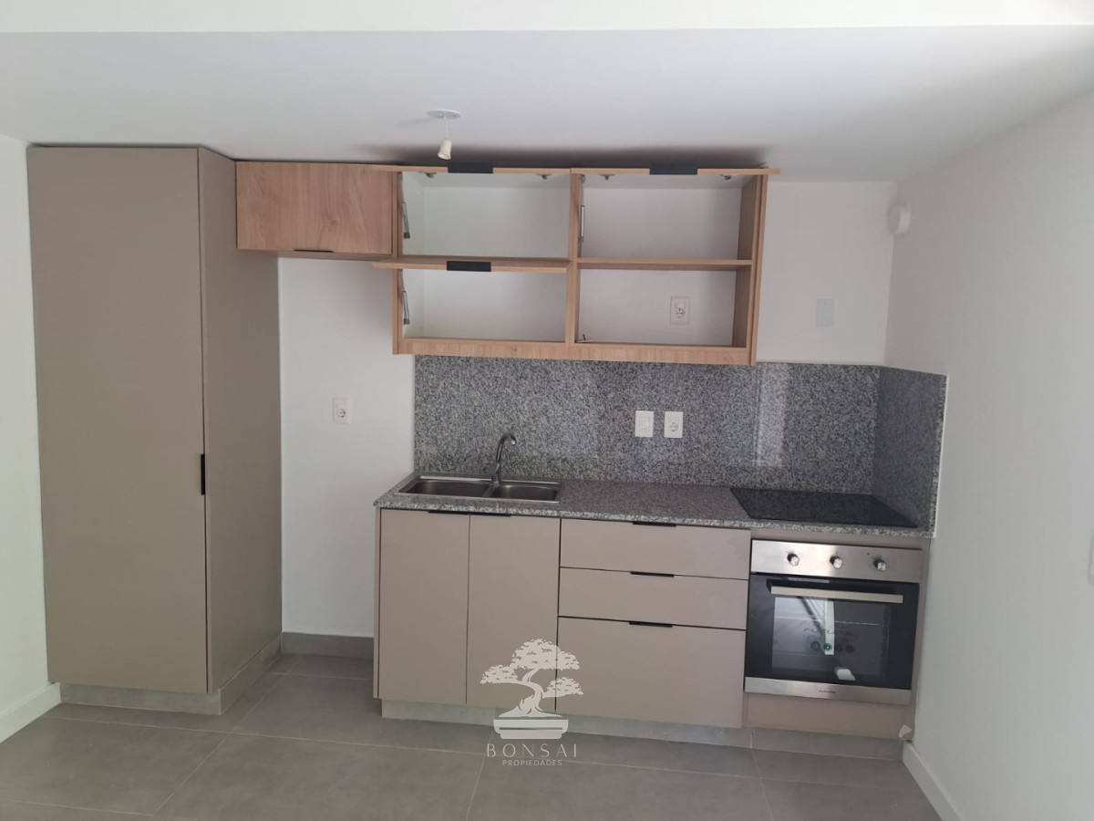 Apartamento ID.891 - Alquiler Apartamento 1 dormitorio Centro Montevideo N