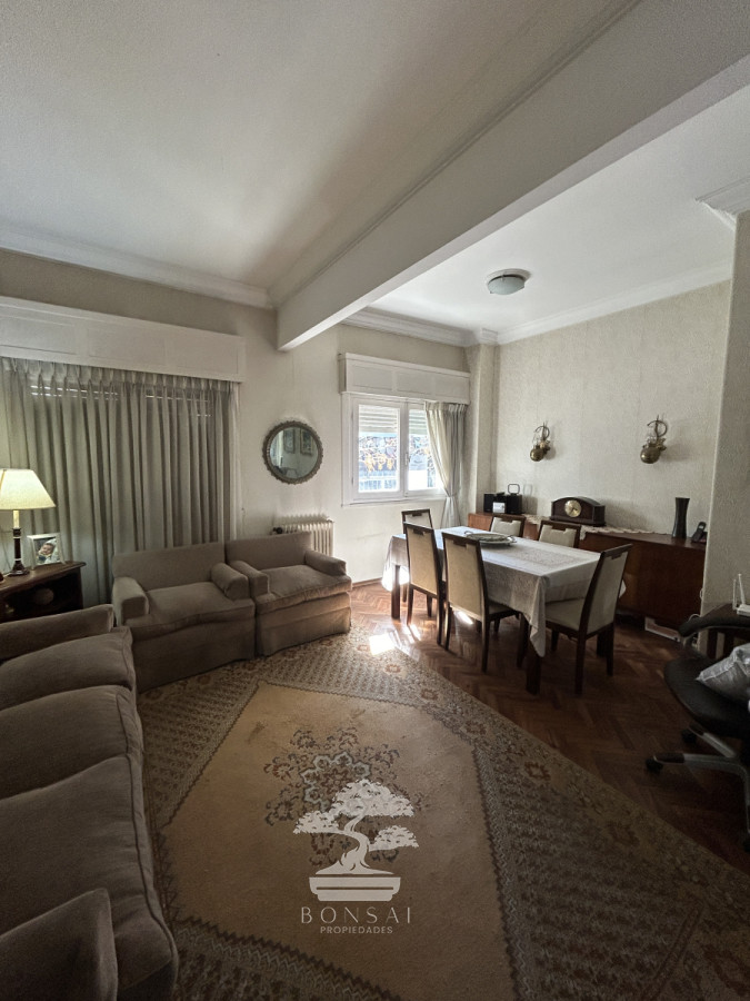 Apartamento ID.479 - Venta Apartamento 3 Dormitorios  en planta baja Pocitos Montevideo LR