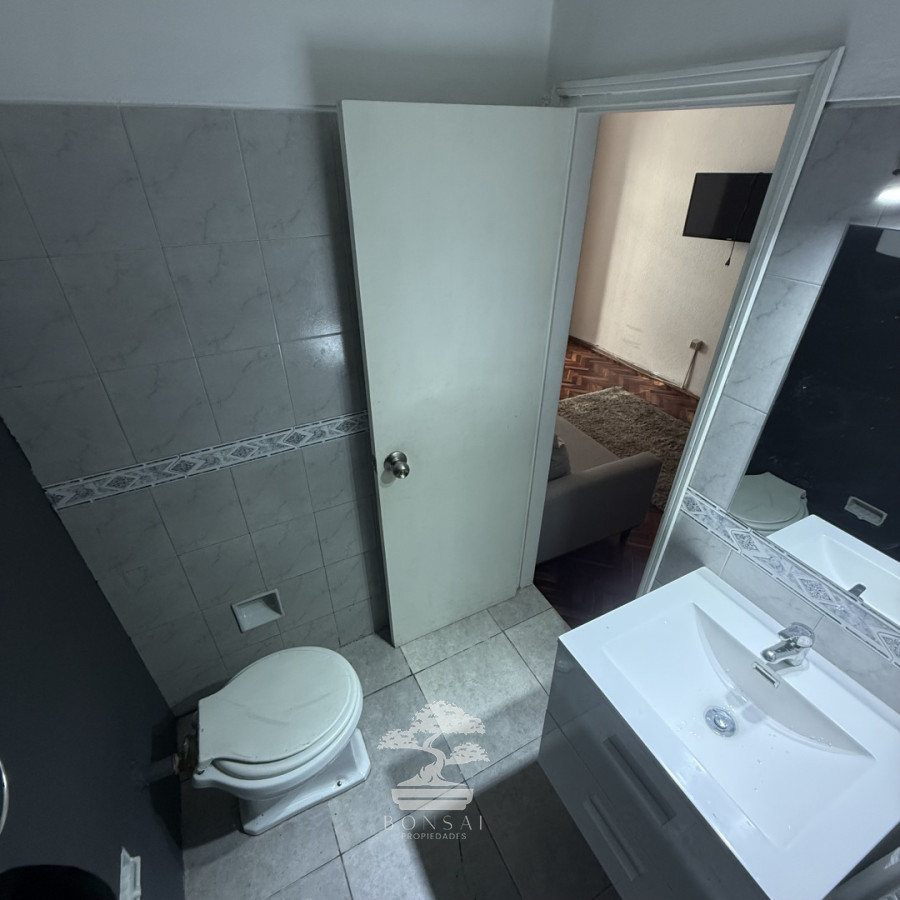 Apartamento ID.1104 - Alquiler Monoambiente Amoblado Centro Montevideo F 