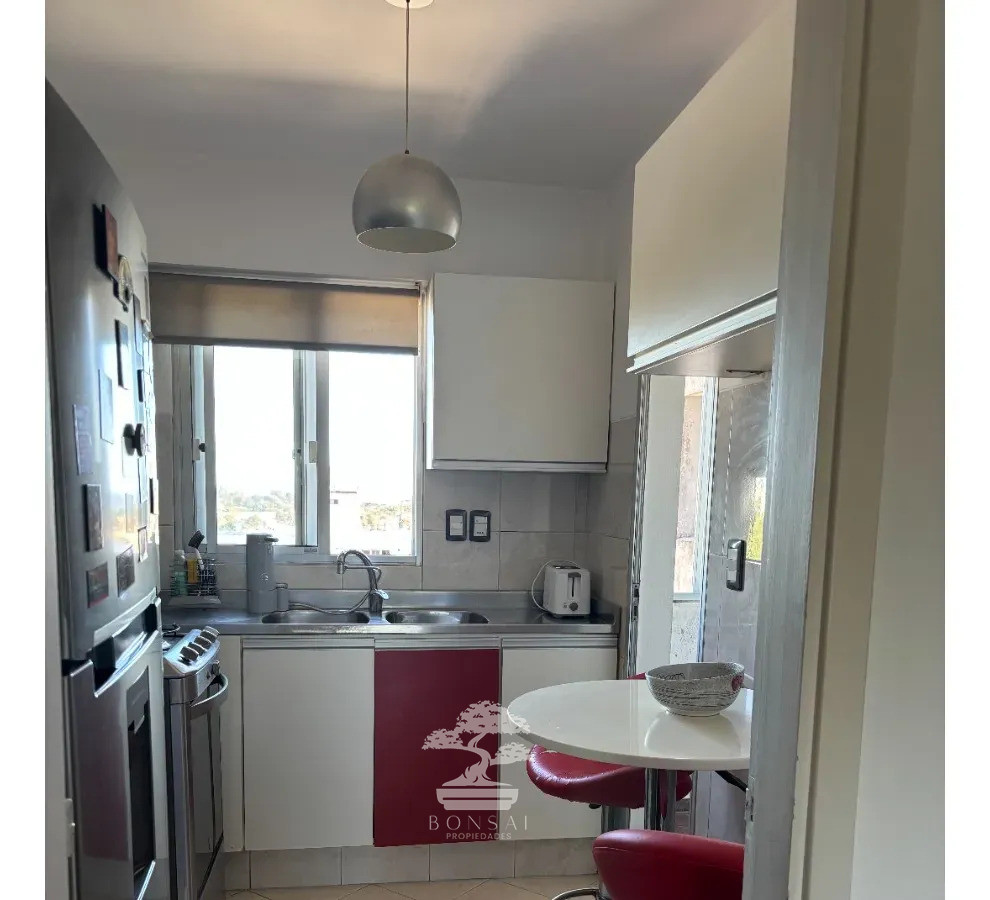 Apartamento ID.933 - Alquiler Apartamento 3 dormitorios Parque Rodo Montevideo. S