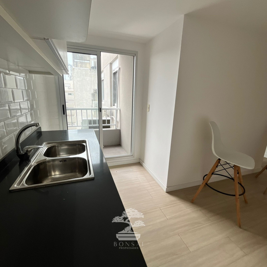 Apartamento ID.529 - Venta Apartamento 2 dormitorios Barrio Sur Montevideo V