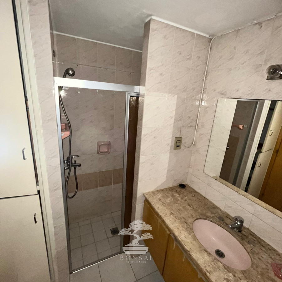 Apartamento ID.530 - Venta Apartamento 2 Dormitorios con Garaje Tres cruces Montevideo V
