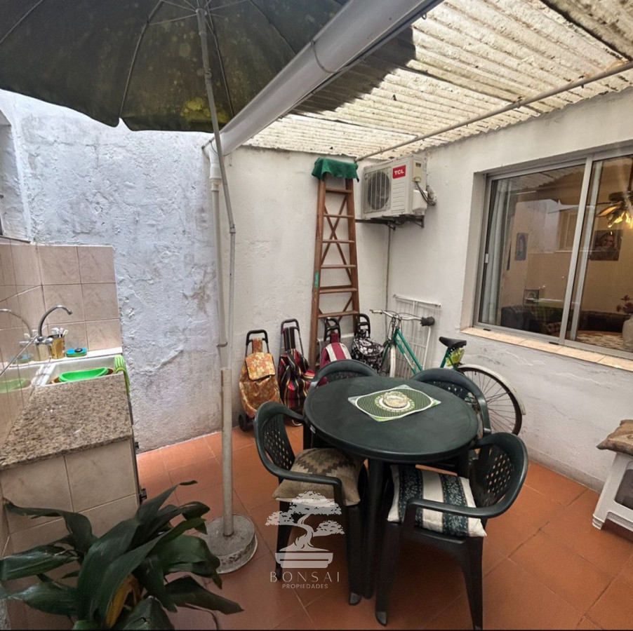 Apartamento ID.900 - Venta Apartamento 4 Dormitorios  Centro Montevideo G