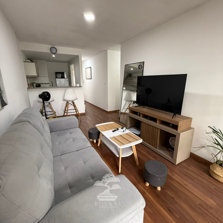 Apartamento ID.903 - Alquiler Apartamento 1 dormitorio con garaje Parque Batlle E