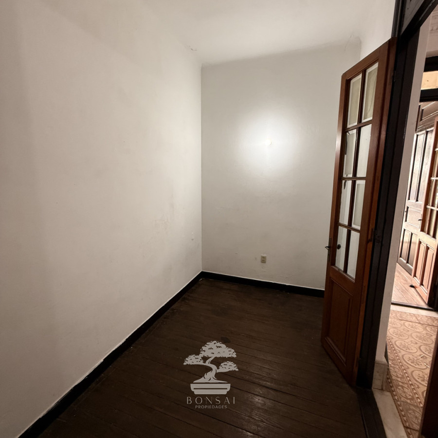 Apartamento ID.1045 - Alquiler Apartamento Tres Dormitorios Opción a Cuatro Cordón Montevideo F