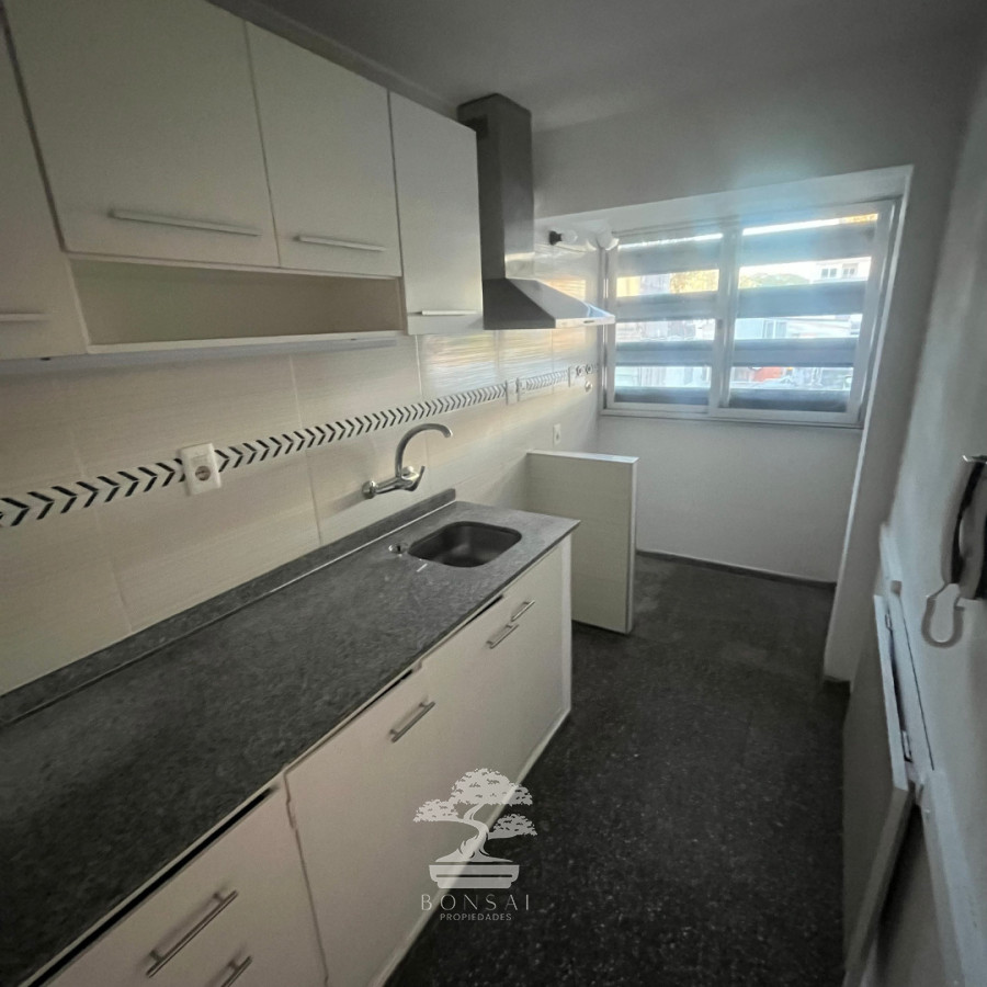 Apartamento ID.1042 - Alquiler Apartamento 2 dormitorios Tres Cruces Montevideo N