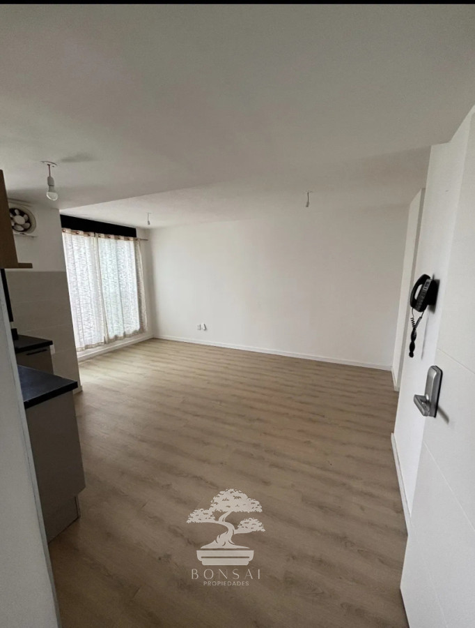 Apartamento ID.1057 - Alquiler Apartamento 2 dormitorios Cordon Montevideo S