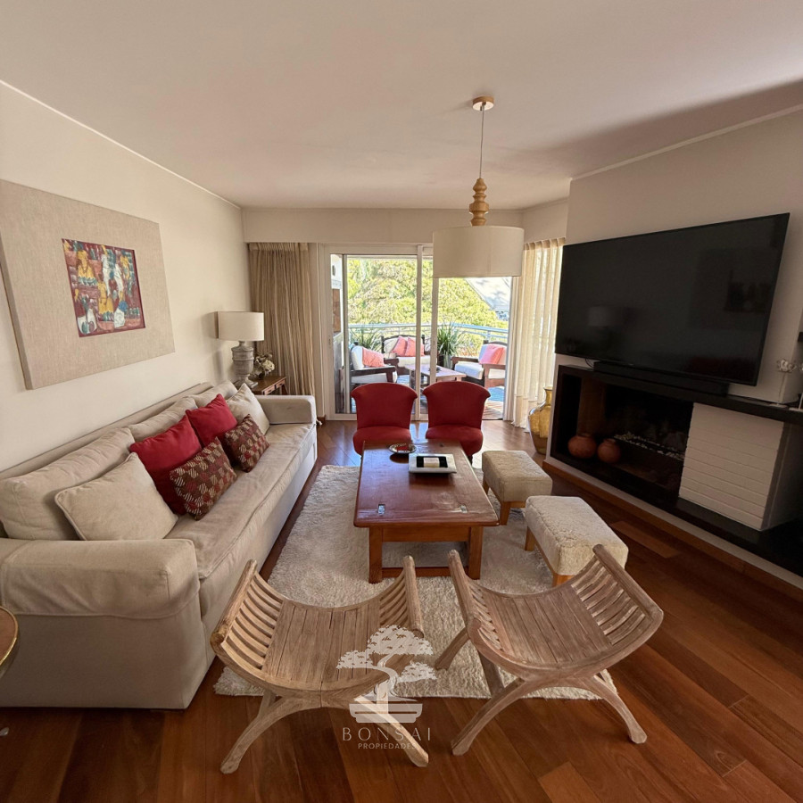 Apartamento ID.1018 - Venta Apartamento 3 Dormitorios  en Punta Gorda Montevideo G