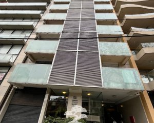 Venta Apartamento 1 Dormitorio Con Garaje Pocitos Montevideo, Con Renta +7% V