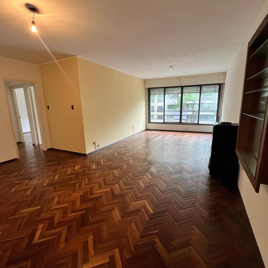 Venta Apartamento 4 Dormitorios Con Garaje Punta Carretas Montevideo V 