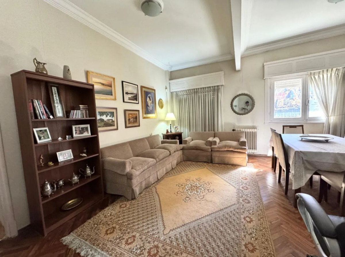 Venta Apartamento 3 Dormitorios  en planta baja Pocitos Montevideo LR