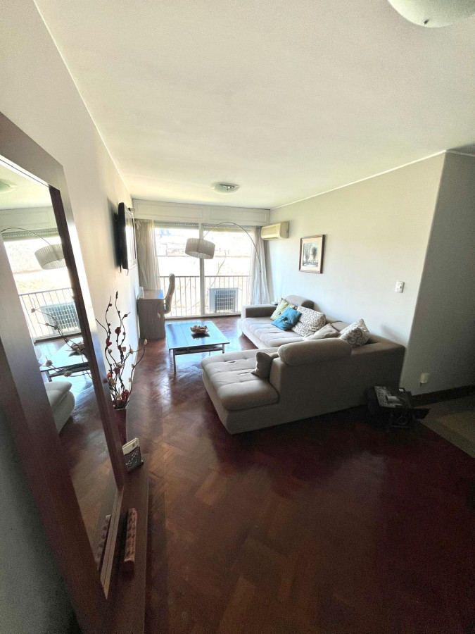 Venta Apartamento 2 Dormitorios Centro Montevideo N