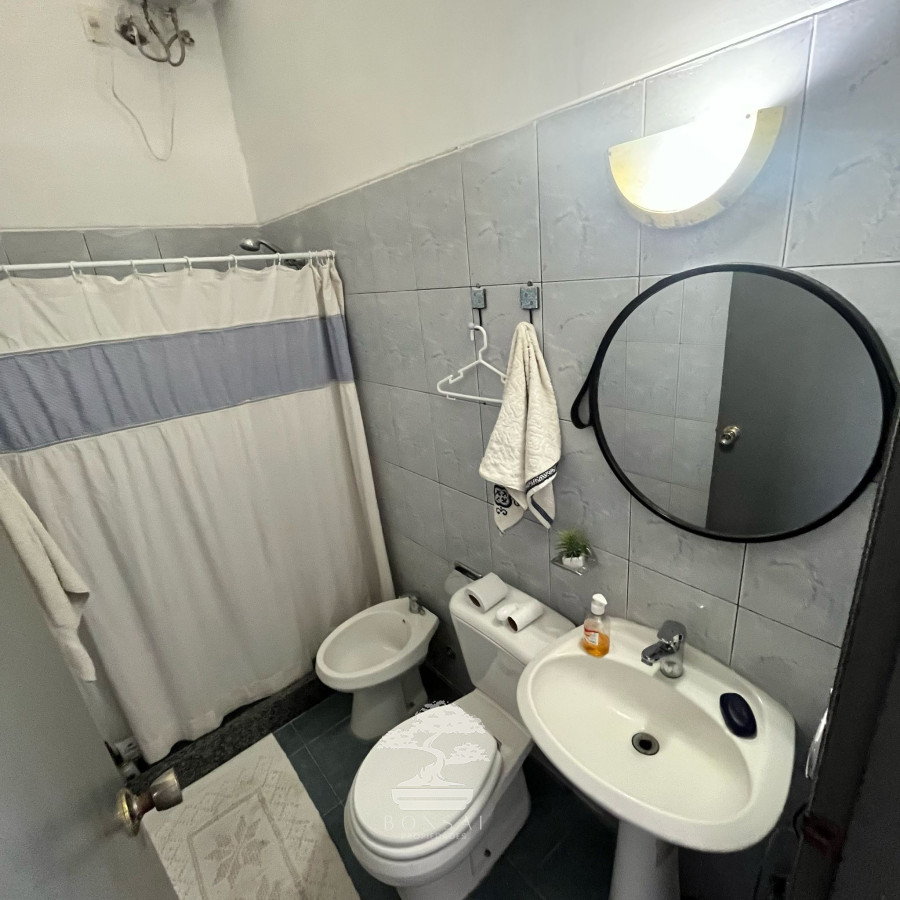 Casa ID.391 - Alquiler Casa 2 Dormitorios Ciudad Vieja Montevideo V