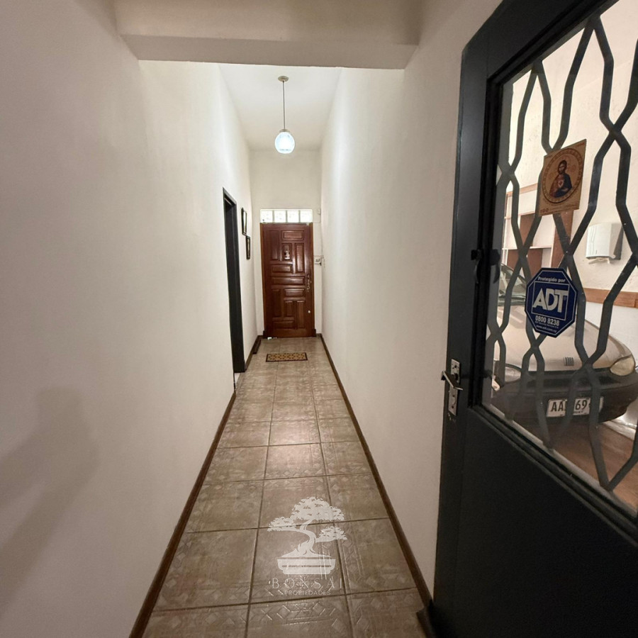 Casa ID.953 - Venta Casa 2 dormitorios Garaje Brazo Oriental Montevideo C