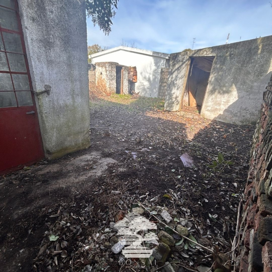 Casa ID.105 - Venta Casa A Reciclar Florida Mp