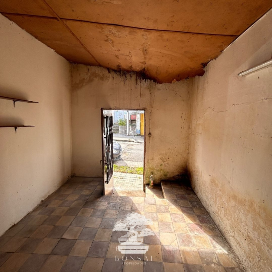 Casa ID.105 - Venta Casa A Reciclar Florida Mp
