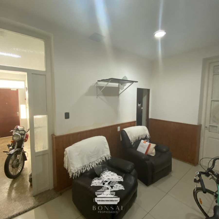 Casa ID.109 - Venta Casa Tres Dormitorios Con Opción A 4 Con Piscina Y Garaje Florida Mp