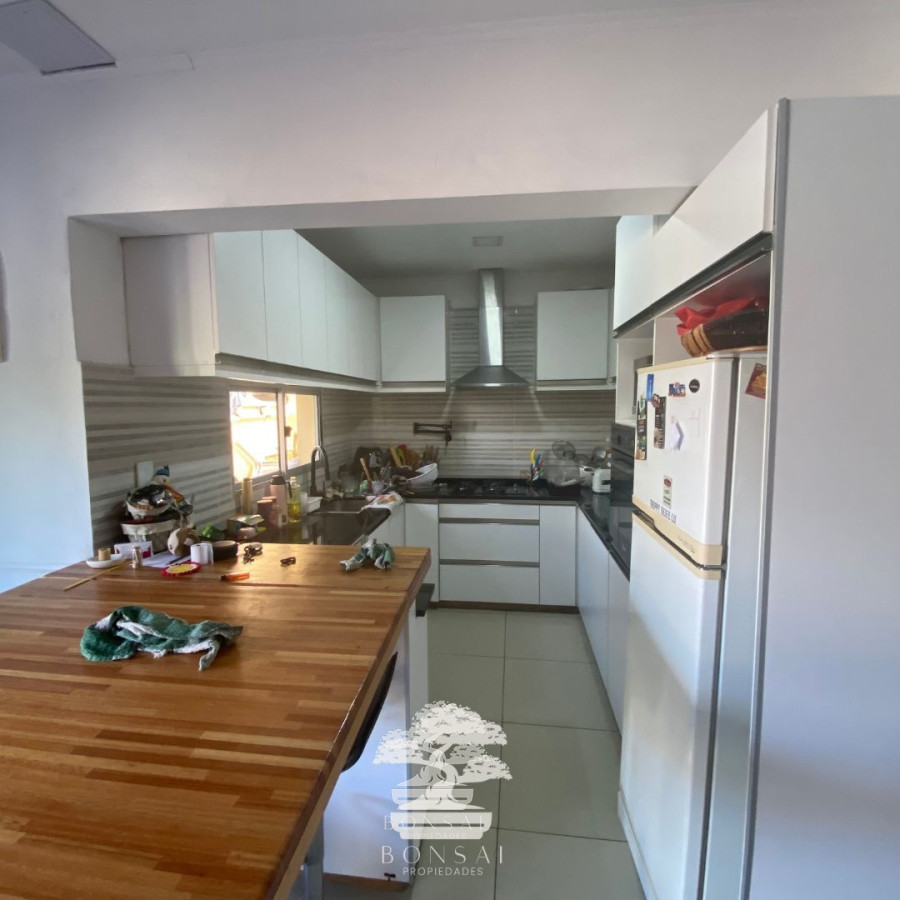 Casa ID.109 - Venta Casa Tres Dormitorios Con Opción A 4 Con Piscina Y Garaje Florida Mp