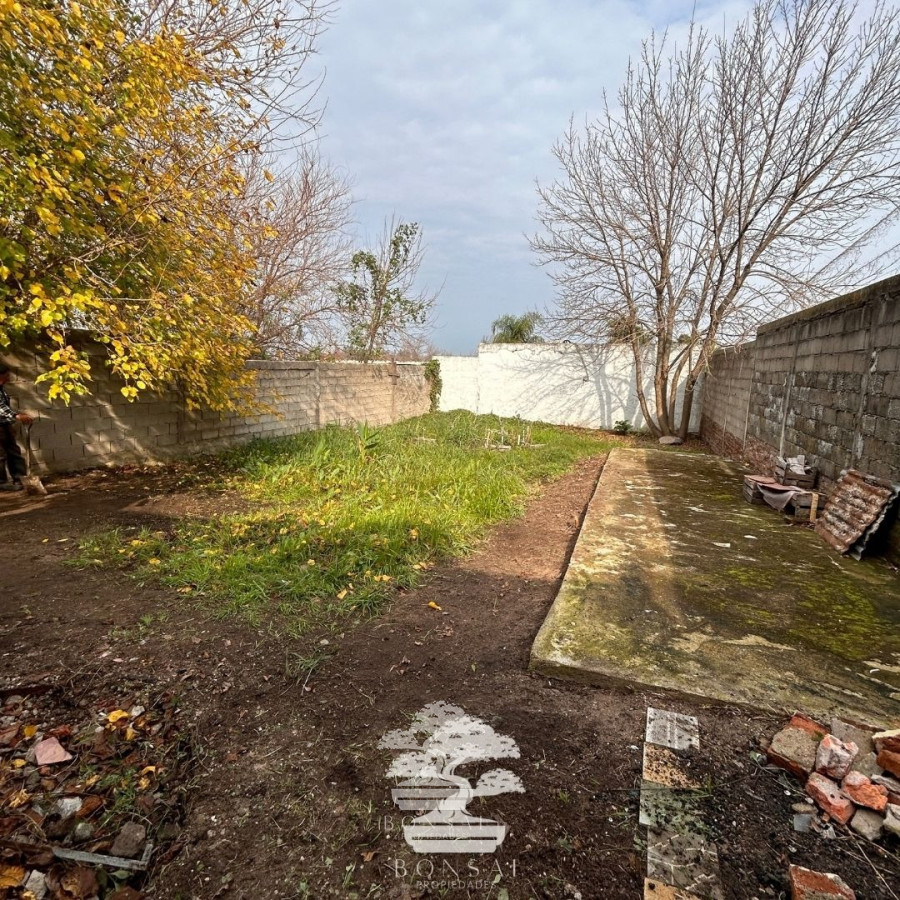 Casa ID.112 - Venta De Local Comercial Florida Mp.