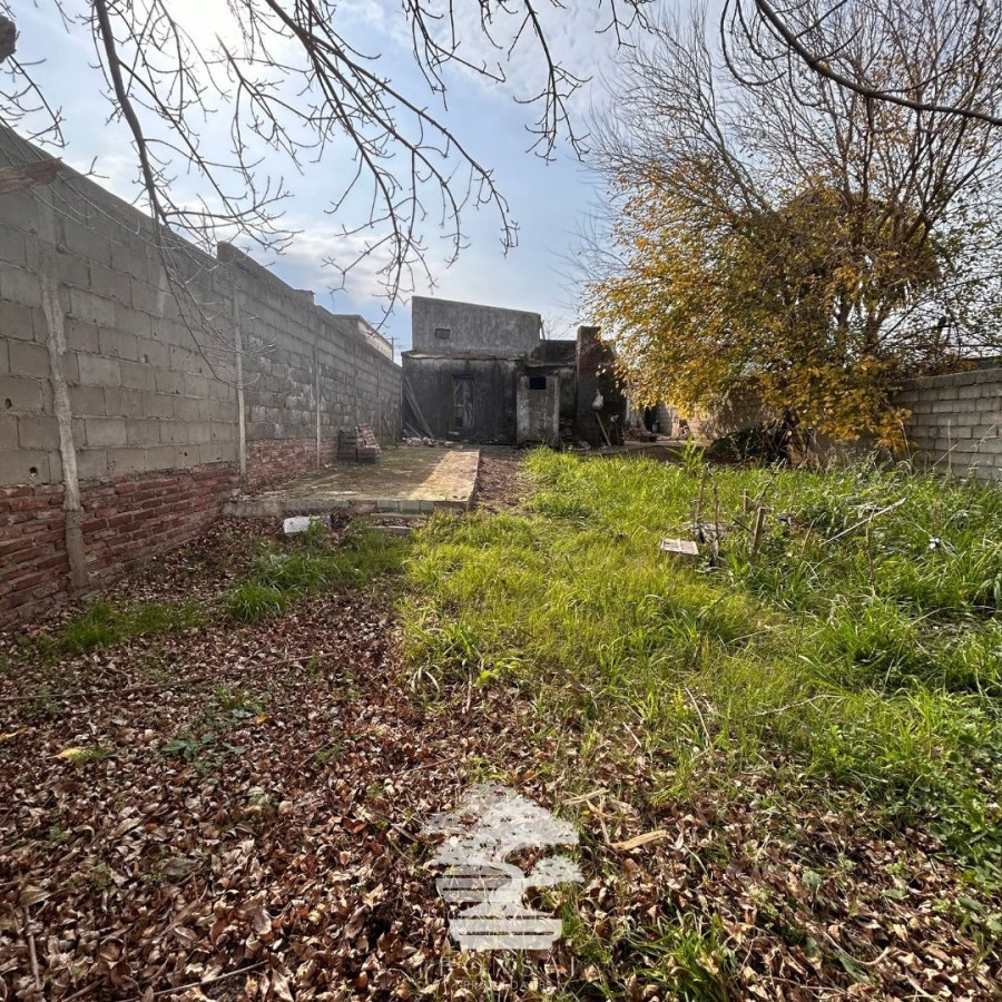 Casa ID.112 - Venta De Local Comercial Florida Mp.