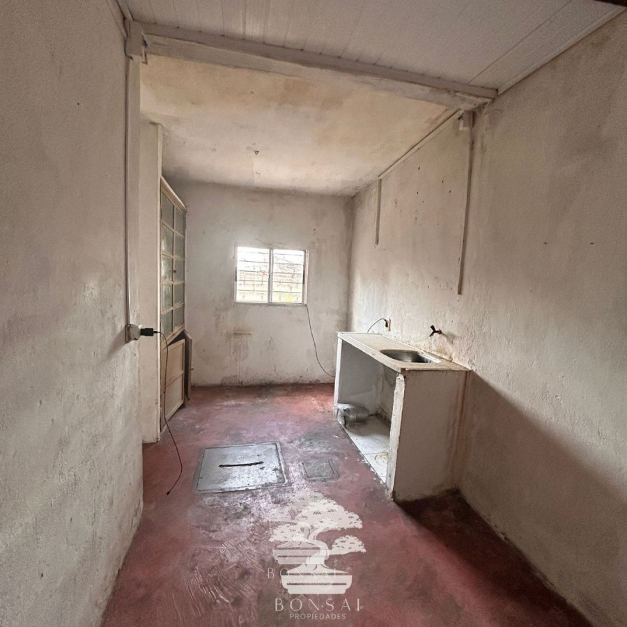 Casa ID.112 - Venta De Local Comercial Florida Mp.